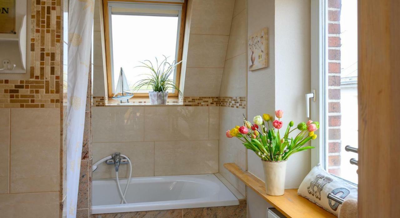 Altes Zollhaus Casa Meerblick 샬베우츠 외부 사진